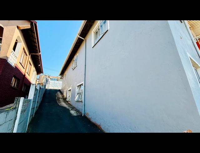 5 BEDROOM HOUSE FOR SALE IN MOBENI HEIGHTS